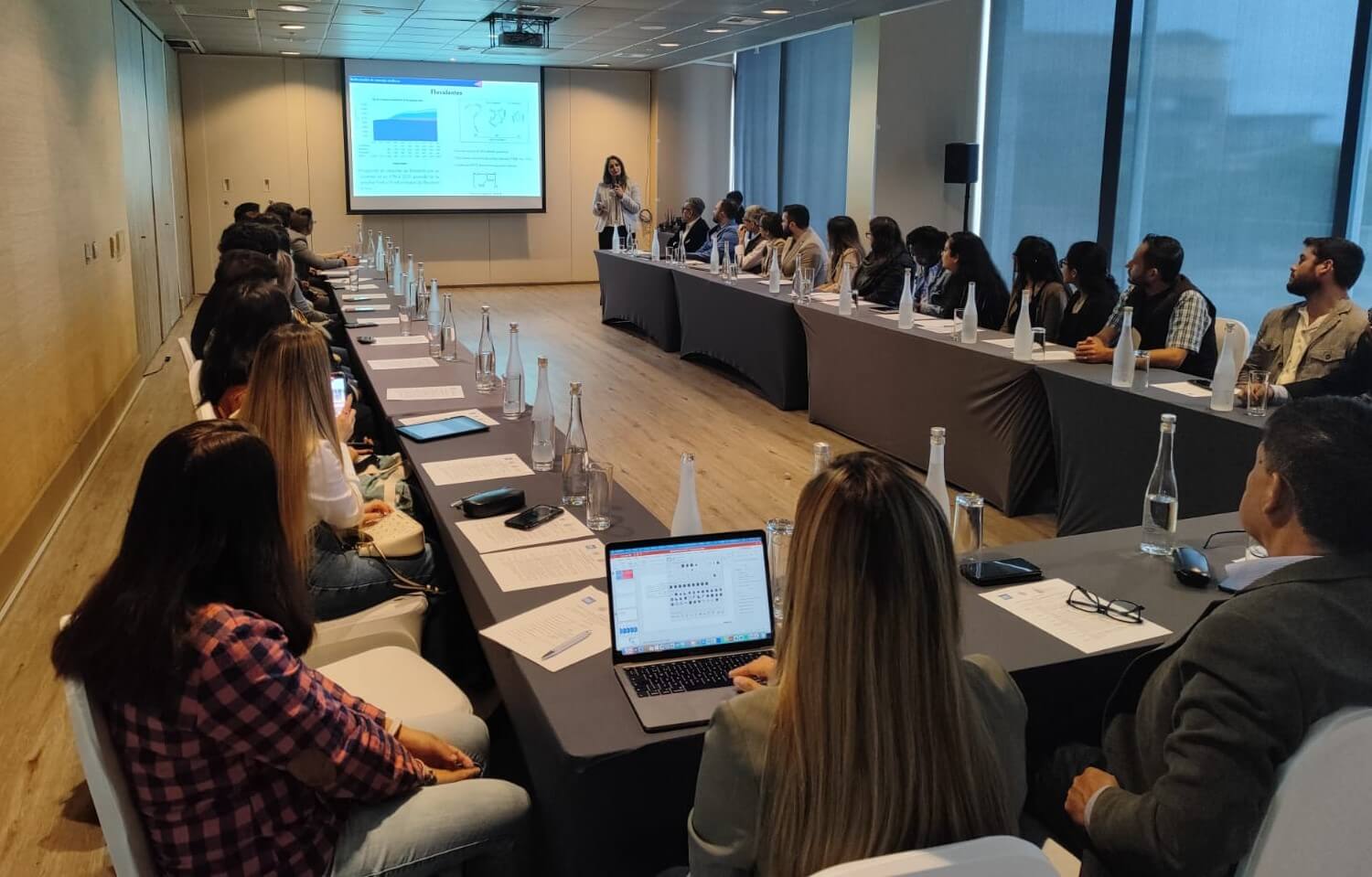 Investigadores de la UA exponen avances de proyecto de economía circular en procesos mineros