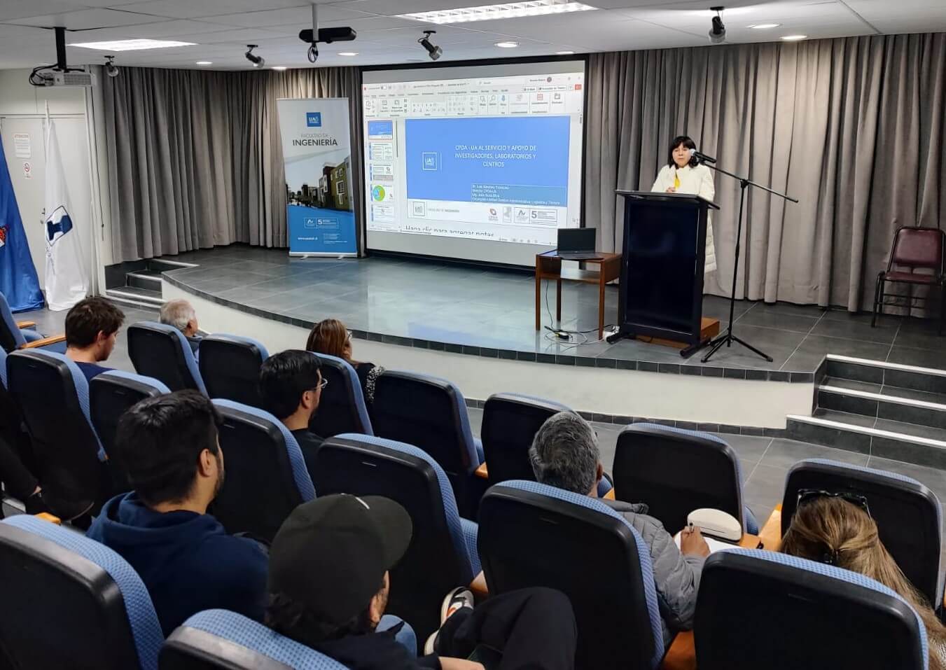 Realizan seminario enfocado en capacidades técnicas del Centro de Pilotaje de la Universidad de Antofagasta