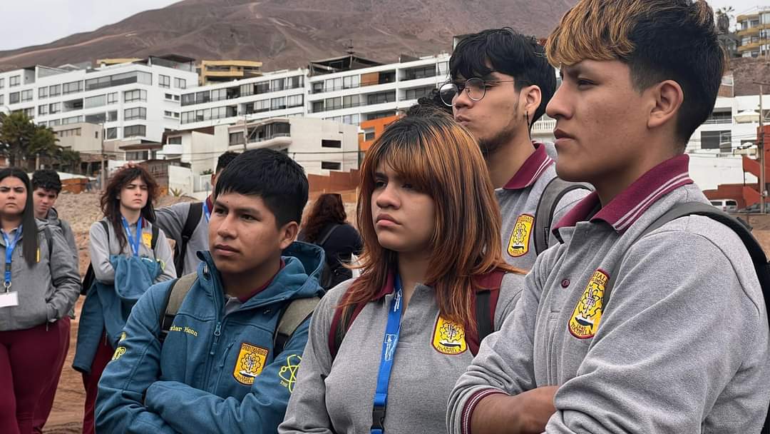 Desde Tocopilla estudiantes visitan laboratorios del CDEA-UA